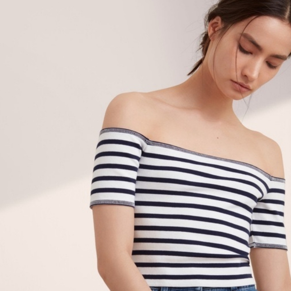 Wilfred Free Bayne off shoulder Purple top Small size - Picture 2 of 5